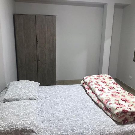 Casa com 2 quartos agradáveis com ar condicionado Foz do Iguaçu Exterior foto