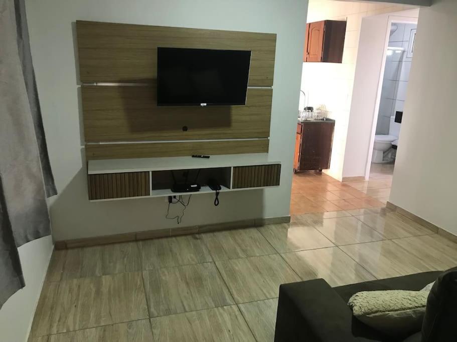 Casa com 2 quartos agradáveis com ar condicionado Foz do Iguaçu Exterior foto