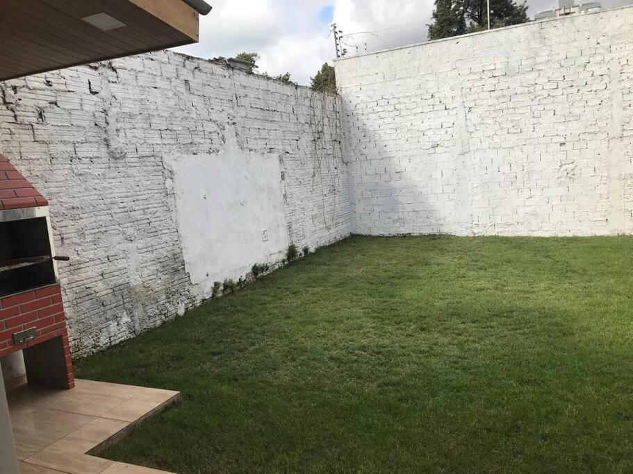 Casa com 2 quartos agradáveis com ar condicionado Vila Foz do Iguaçu Exterior foto