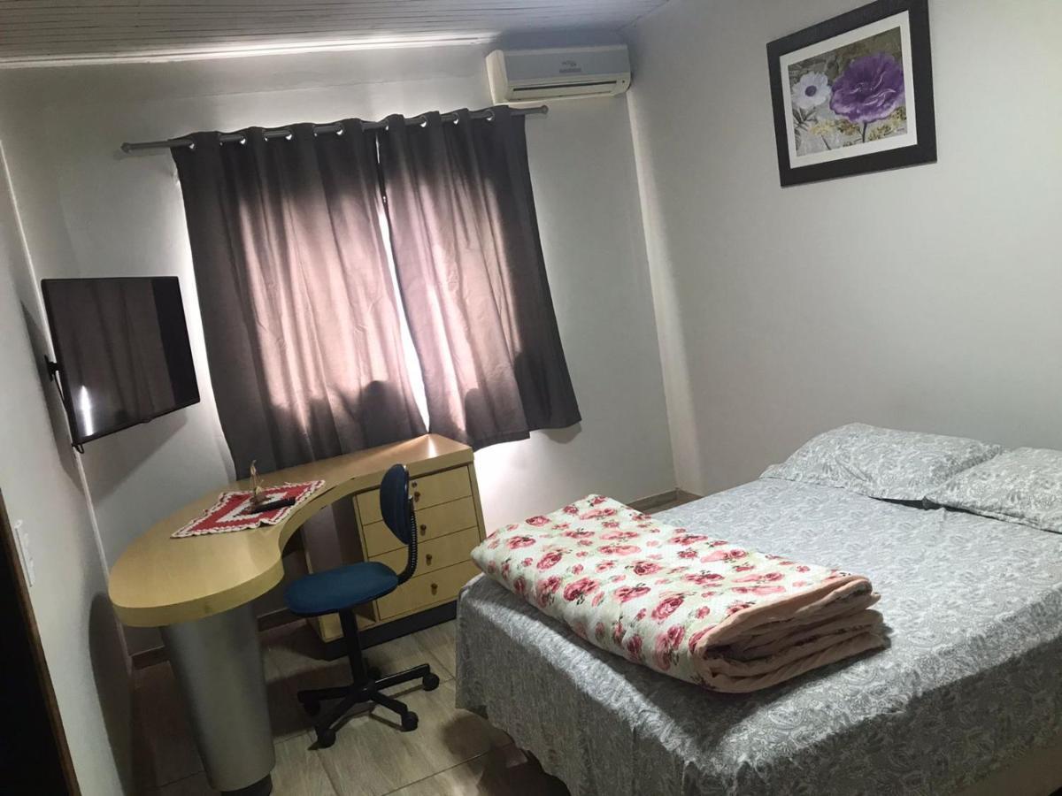 Casa com 2 quartos agradáveis com ar condicionado Foz do Iguaçu Exterior foto